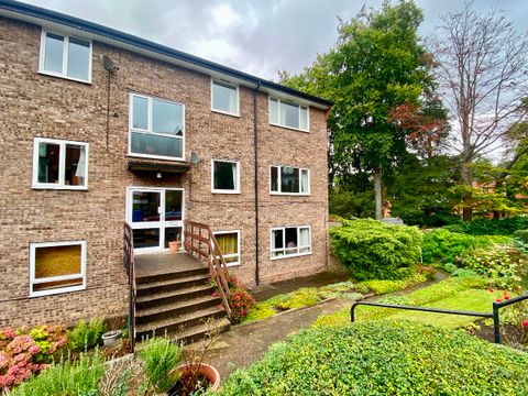 Sharrow Vale Rd, Sheffield S11