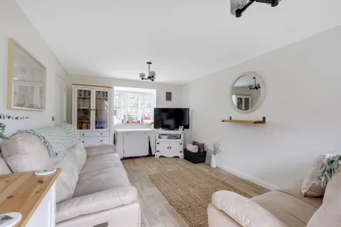 House in Ashfield, Beardall Fields, Hucknall - View 5