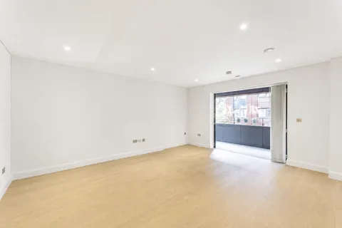 Wharf Road, Angel N1, Angel N1