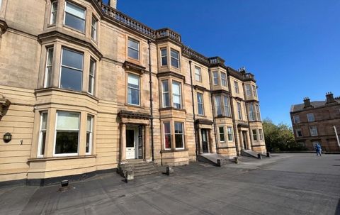 Alfred Terrace, Hillhead, Glasgow G12 - View 2