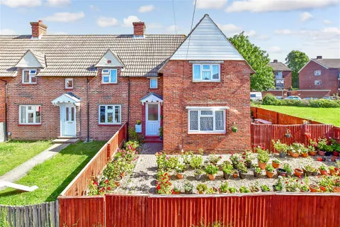 House in Portsmouth - View 5