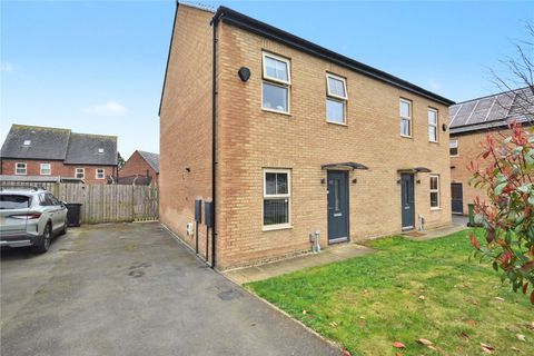 Kentmere Approach, Leeds, West Yorkshire LS14, 3 bed semi-detached ...