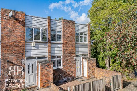Foremark Close, Hainault IG6