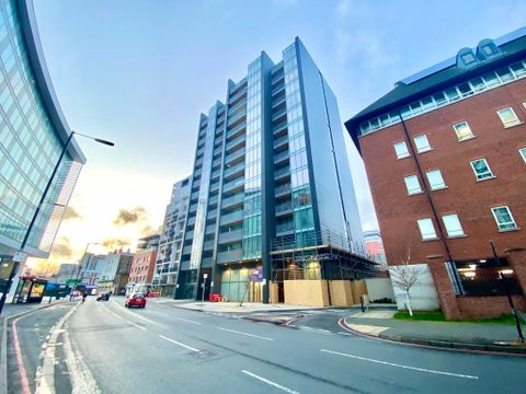 Sutton Court Road, Sutton SM1