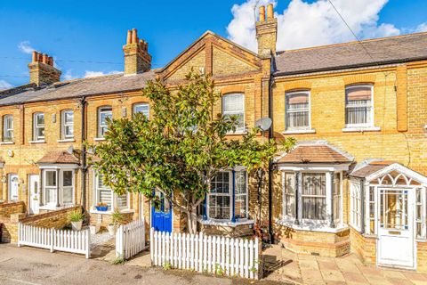 Hampton Road West, Feltham TW13