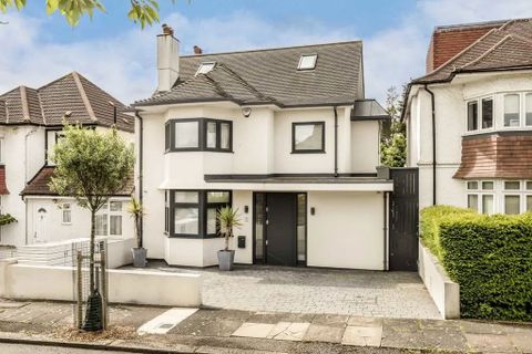 Elliot Road, Hendon, London NW4