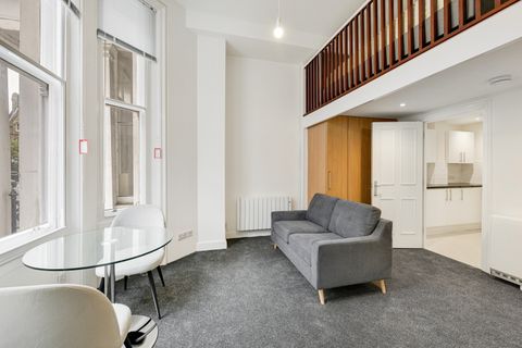 Collingham Road, Earls Court SW5 – pohled 2