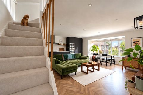 Linwood Close, London SE5