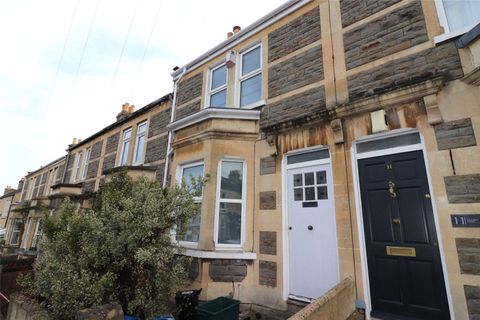 Coronation Avenue, Oldfield Park, Bath BA2