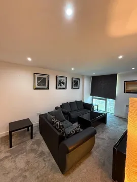 Apartment in Birmingham, West Midlands - View 5