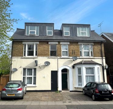 58-60 Myddleton Road, Bowes Park N22