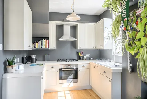 Apartment in Bristol, Hengrove - View 5