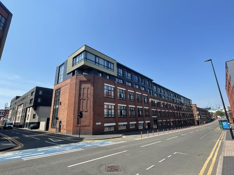Lombard Street, Birmingham, West Midlands B12 – pohled 2