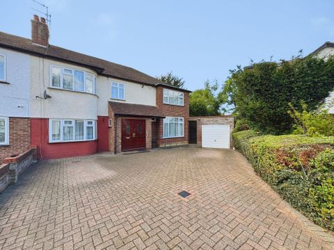 Alders Close, Edgware HA8