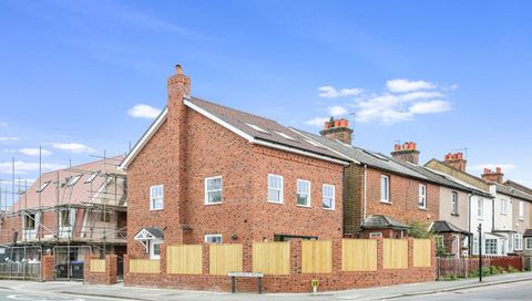 2A Tilehurst Road, Cheam SM3, New home