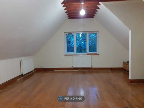 Streatham Common North, London SW16