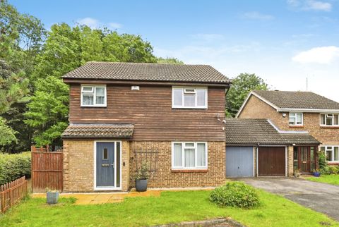 Parkside, Northampton, Northamptonshire NN3 – pohled 2