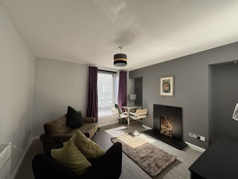 8B Menzies Road, Aberdeen AB11