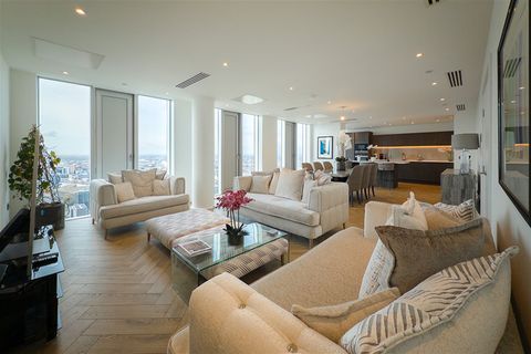 Elizabeth Tower M15