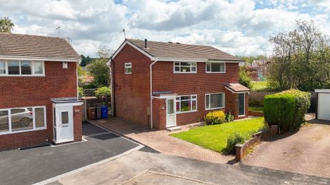 Aegean Close, Stoke-On-Trent ST4 - View 2