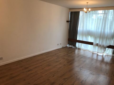 Apartment in Leicester, Stoneygate - View 2