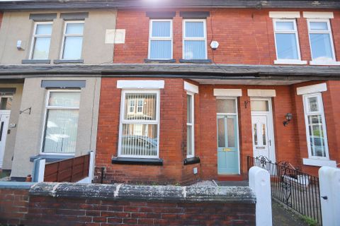 Park Street, Prestwich M25