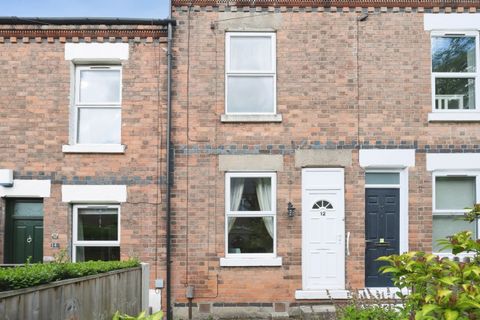 House in Nottingham, Sherwood - View 2
