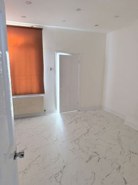 Hawthorne Avenue, Mitcham CR4