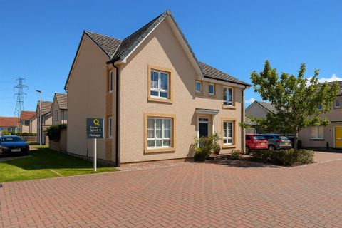 House in City of Edinburgh, Portobello - View 2