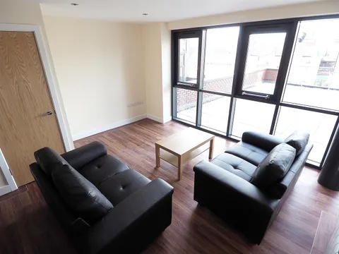 Apartment in Sheffield, Moorfoot, Broomhall - View 5