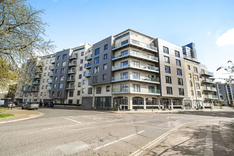 Apartment in Southampton, Ocean Village