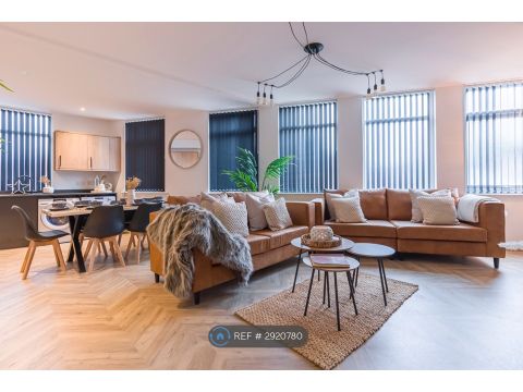 Binns Road, Liverpool L13, Room to rent