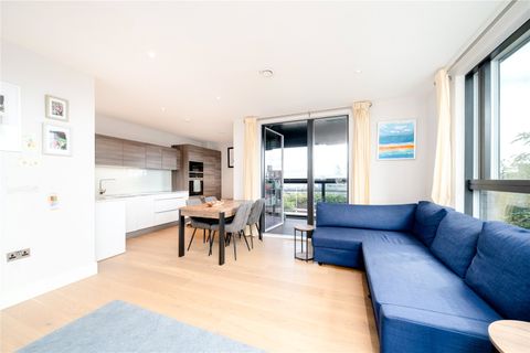 Apartment in London SW8 - View 2