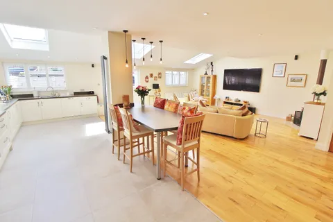 House in Portsmouth, North End - View 5