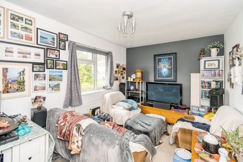 Apartment in Southampton, Harefield - More