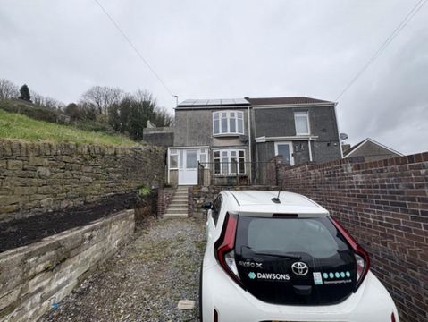 Clyndu Street, Morriston, Swansea SA6