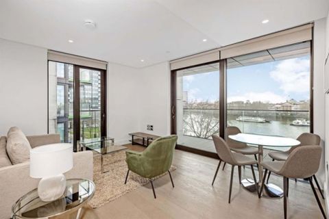 Albert Embankment, London SE1