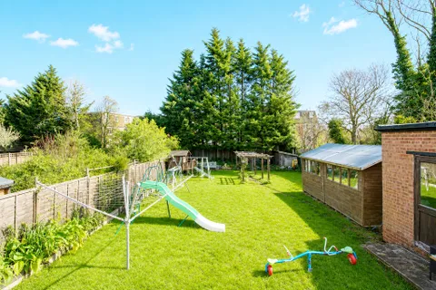 Theobalds Road, Cuffley EN6 – pohled 5