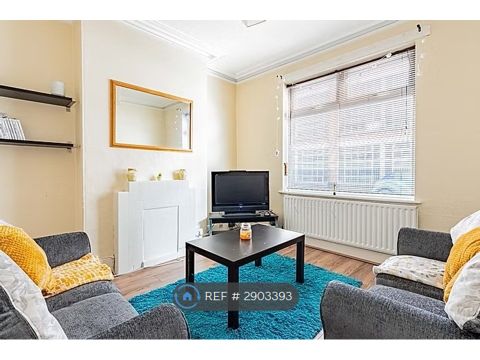 Turner Street, Northampton NN1 – další