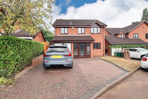 Larkfield Way, Allesley Green, Coventry - No Chain CV5