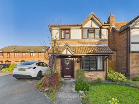 Kestrel Grove, Halewood, Liverpool. L26