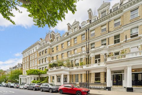 Wetherby Gardens, Kensington, London SW5