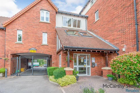 Apartment in Birmingham, Moseley - View 5