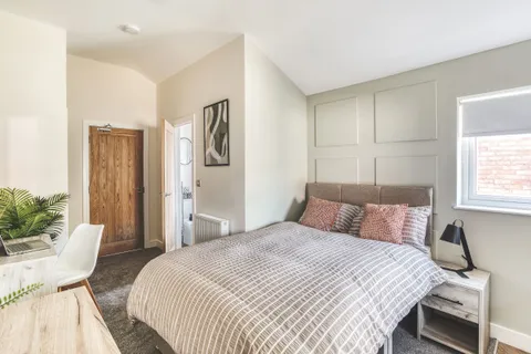 Apartment in Derby, Little Chester - View 5
