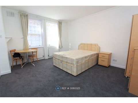 Mornington Avenue, London W14, Studio to rent