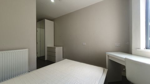 Castle Lane, Cardiff CF24 - View 2