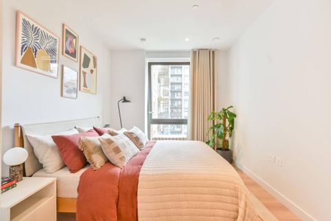 The Maple, Brent Cross Town NW2, London, Studio to rent