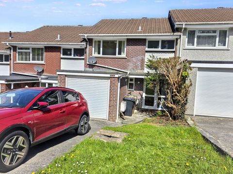 Holmwood Avenue, Plymstock PL9