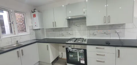 Woodford Road, London E7 - Widok 5