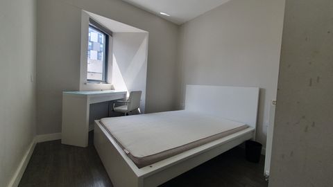 Apartment in Cardiff CF24, Roath - View 2